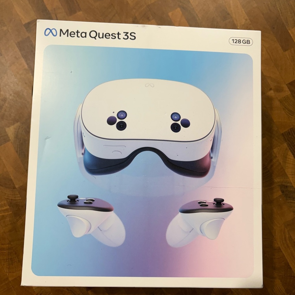Meta Quest 3S Standalone VR Headset - White
